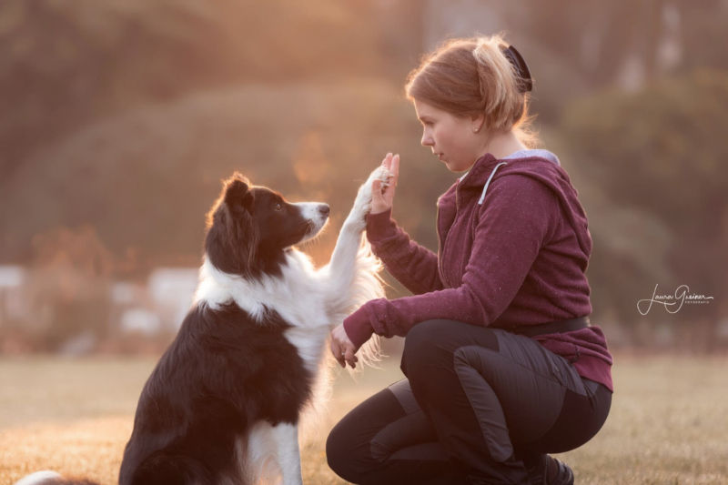 Hundetrainerin Nicole und Hund Hope